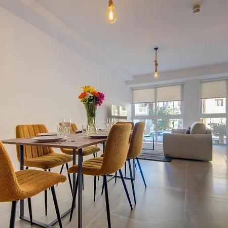Appartement Kuya 3br Maisonette By Jl