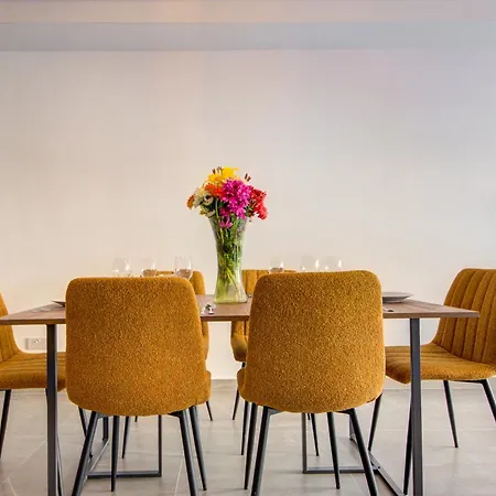 Kuya Maisonette By Haven And Keys Malta